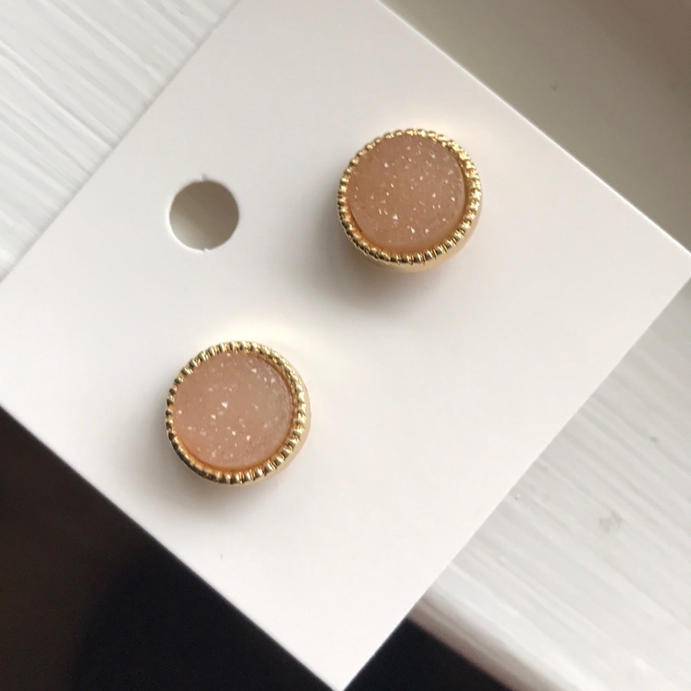 New! Sparkling Stud Resin Cream Earrings